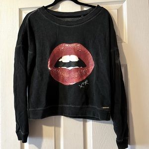 Kendall and Kylie pull over crewneck distressed style sweatshirt